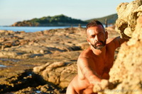 Riprese erotiche all'aperto con orso muscoloso - sud della Corsica 2018 
