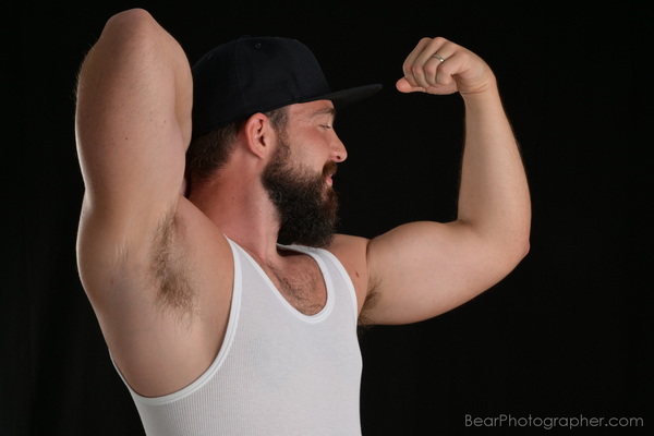 ArtArmPitsMEN aesthetic and erotic male body photography